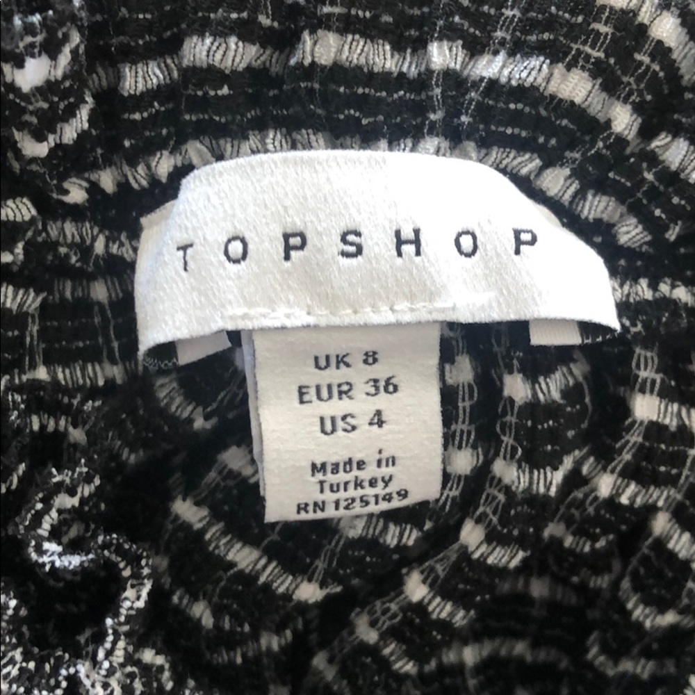 Top shop Ruffle Croptop - Picture 2 of 5